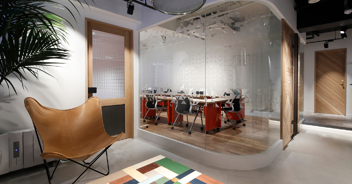 株式会社WIND-SMILE 様 | オフィスのプロジェクト | 東京の店舗